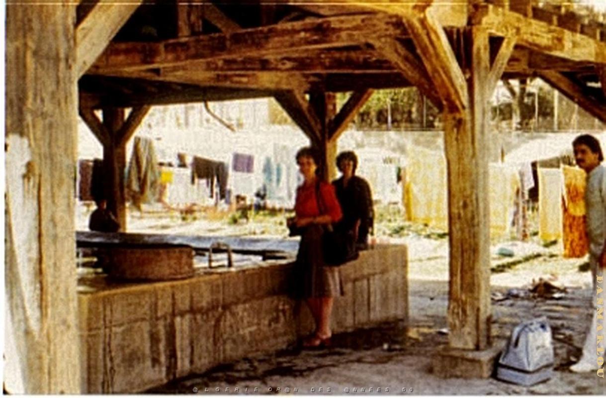 MH e- 006- Place des quinconces .jpg